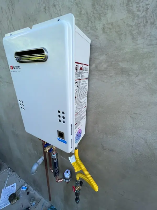 Tankless water heater installation for Gold Coast homes